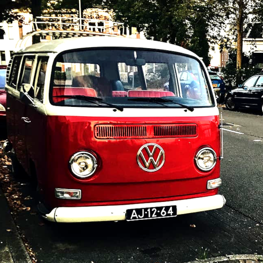 Classic VW Kombi Van Wallpaper