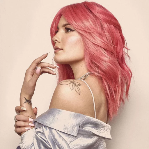 Halsey Wallpaper HD