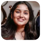 Anikha Surendran HD Wallpapers