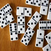 классический игра домино