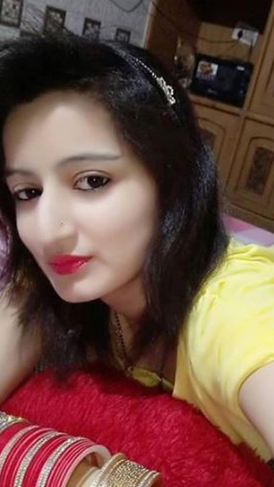 Download Indian Aunty Live Hot Video Chat android on PC