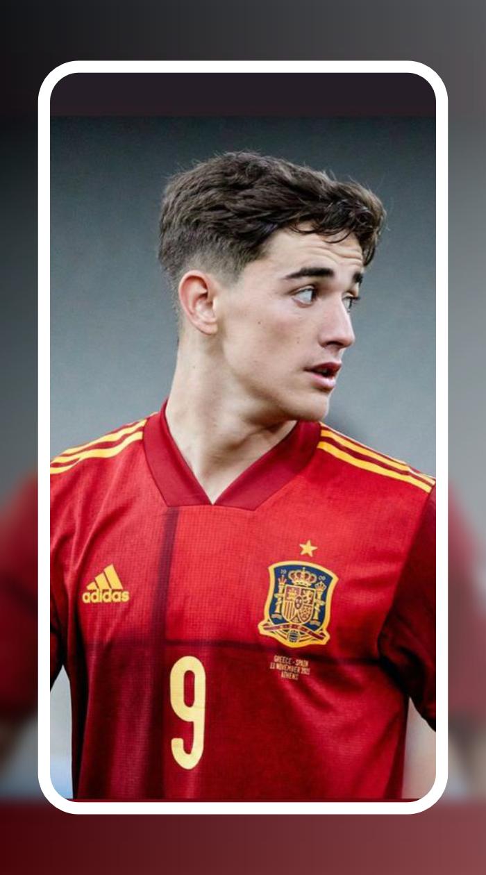 Vẻ nam thần của cầu thủ trẻ nhất World Cup năm nay Là chân sút trẻ xuất  sắc nhất châu Âu nhan sắc đi đến đâu tỏa sáng đến đó